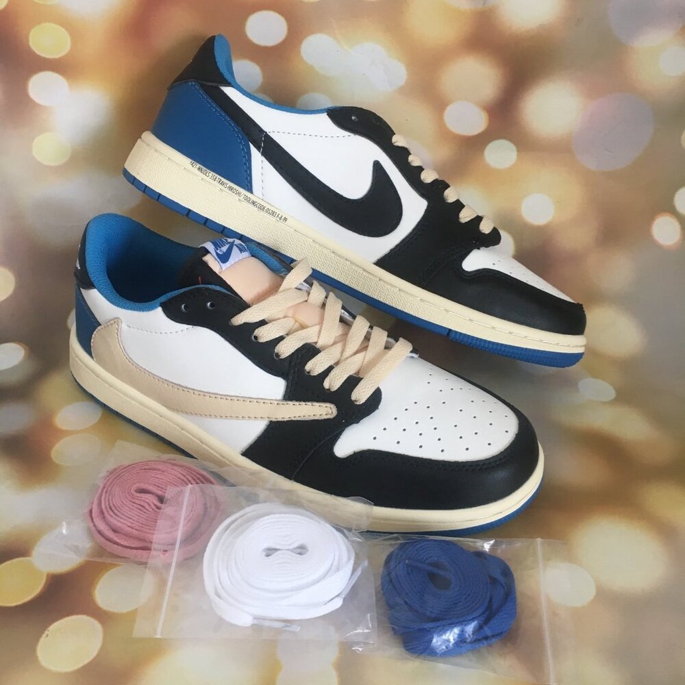 Air Jordan 1 Low Men’s - Picture 2 of 7